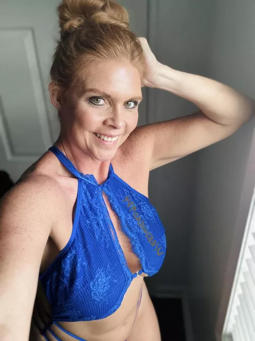 Hope you like blue on a mature redhead