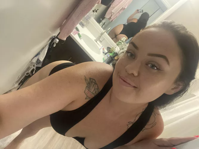 Making freckles look sexy daily