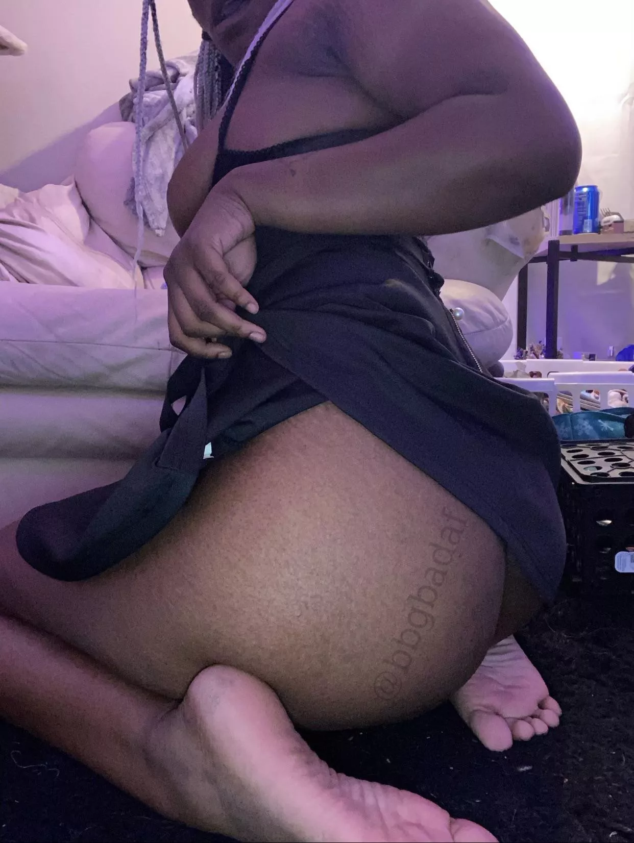 People always argue between front and back view but side view sees it all