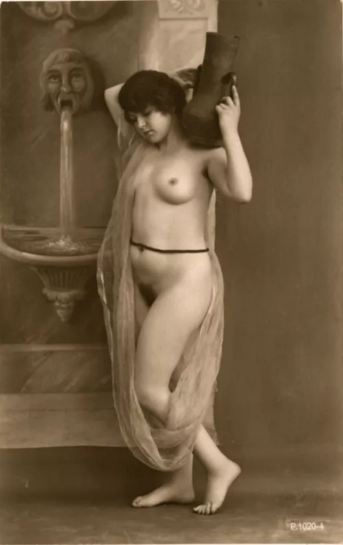 Sir, My Greco-Roman mural remains incomplete after unpleasantness with the artist. This displeases me, as the water-carrier figure had not yet been painted. I then do remember that I have servants standing around idle, and so do deploy Maid Eva. I sit an