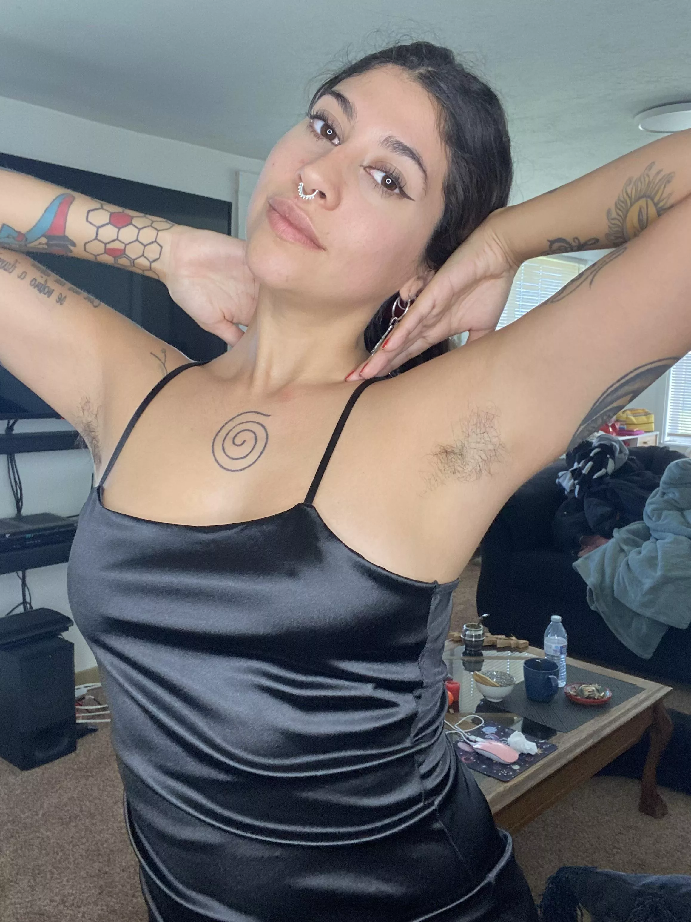 You should taste my hairy body and delicious skin