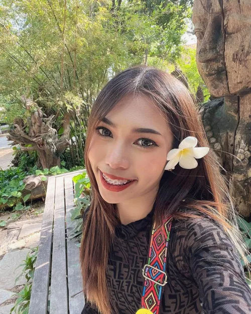 Can I get a kiss, please?