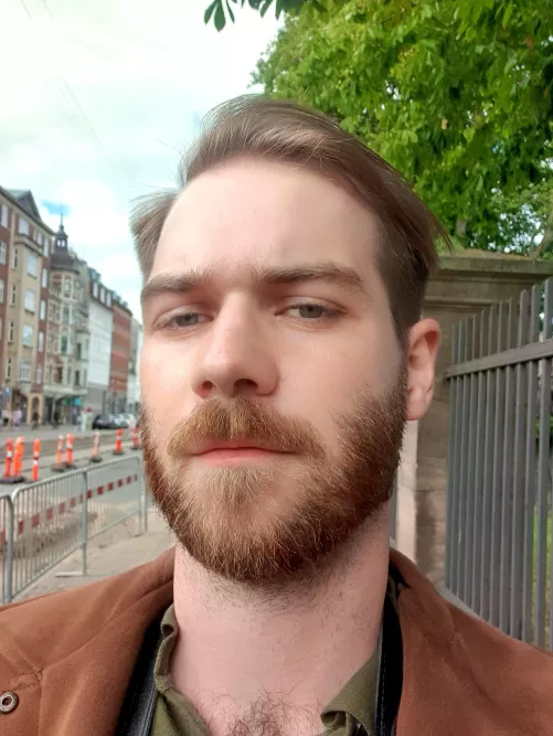 Dealing with a lot of unhappy thought lately, but felt cute for a moment yesterday :)