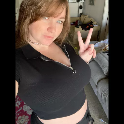 I live for crop tops