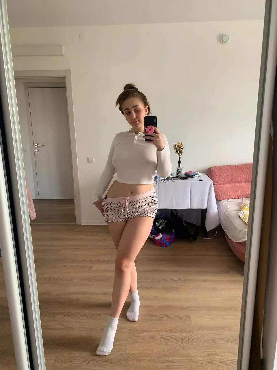 I want to show you the whole outfit :)