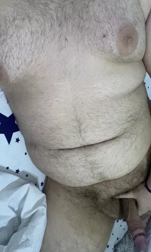 message me if you’d like a big hung bear