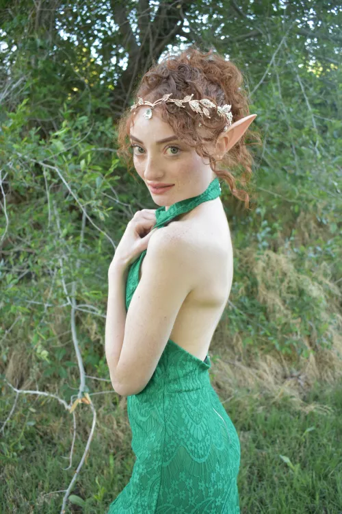 Redheaded elf