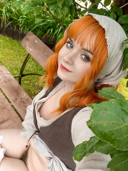 Sweet and gentle peasant lady