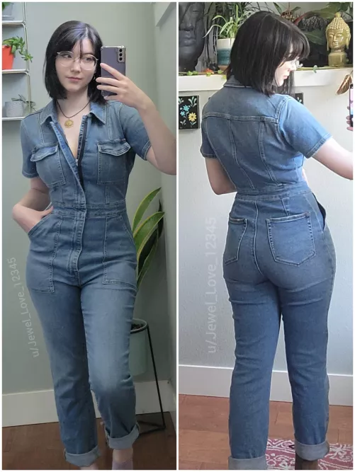 This outfit hugs my curves so tight and nice