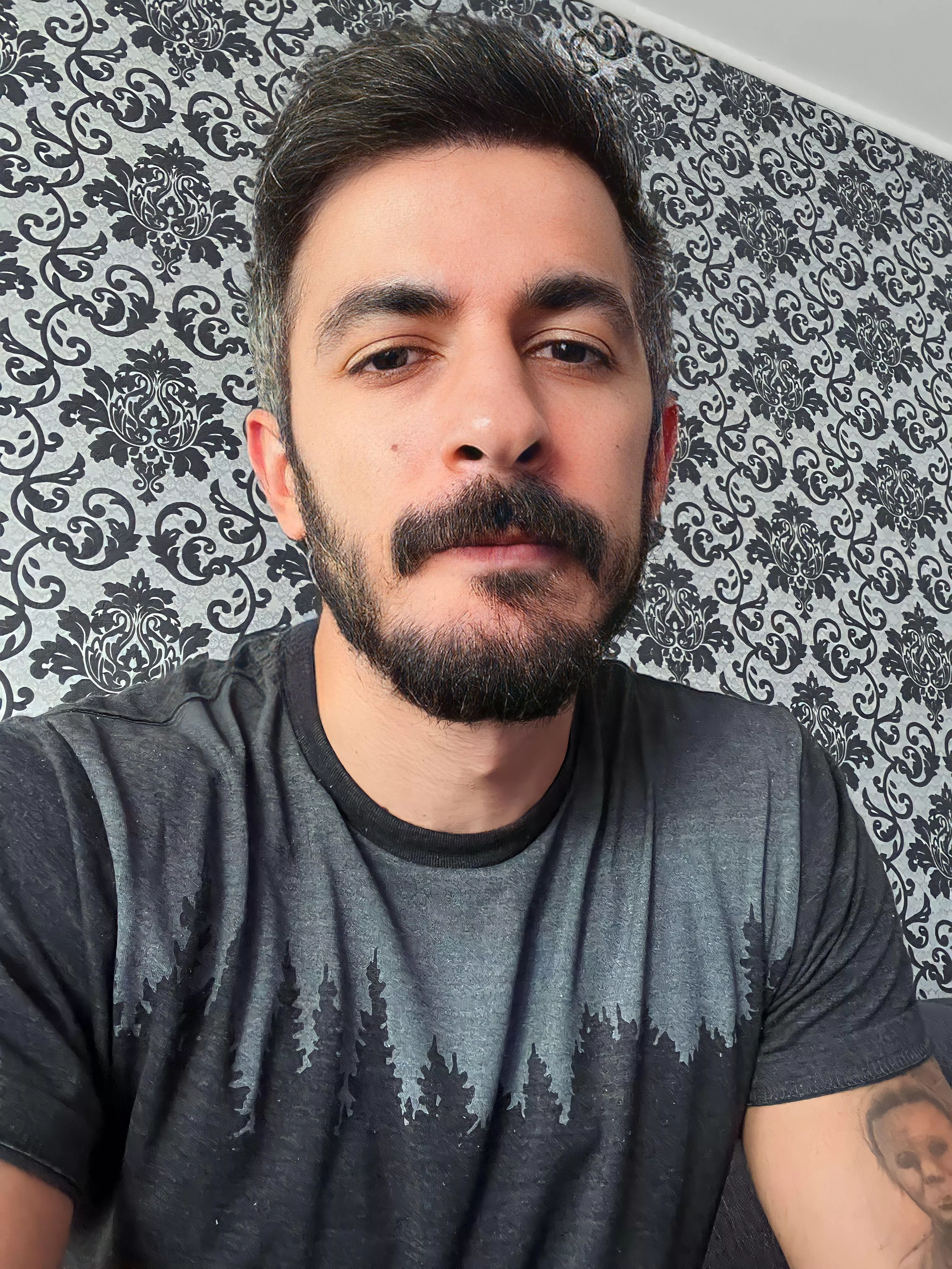 Another day, another selfie. 😊