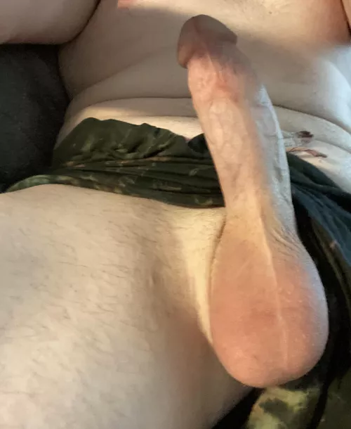 Just hanging out, thinking about getting some sloppy head.