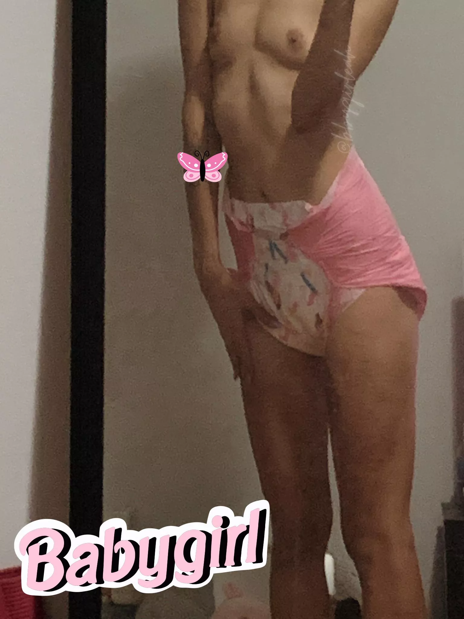 nakey baby just a dipy