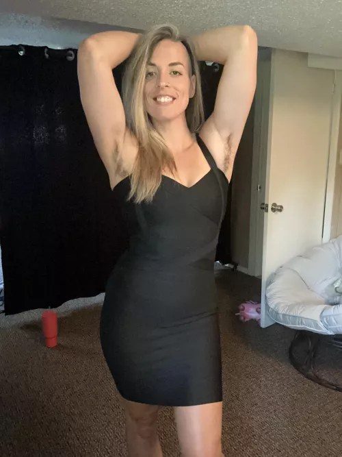 Nothing like a sexy dress and pit hair.