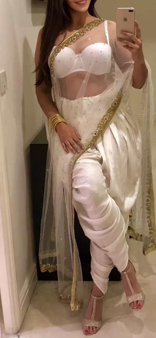 People will stare, make it worth their while...🤍 British Punjabi Indian