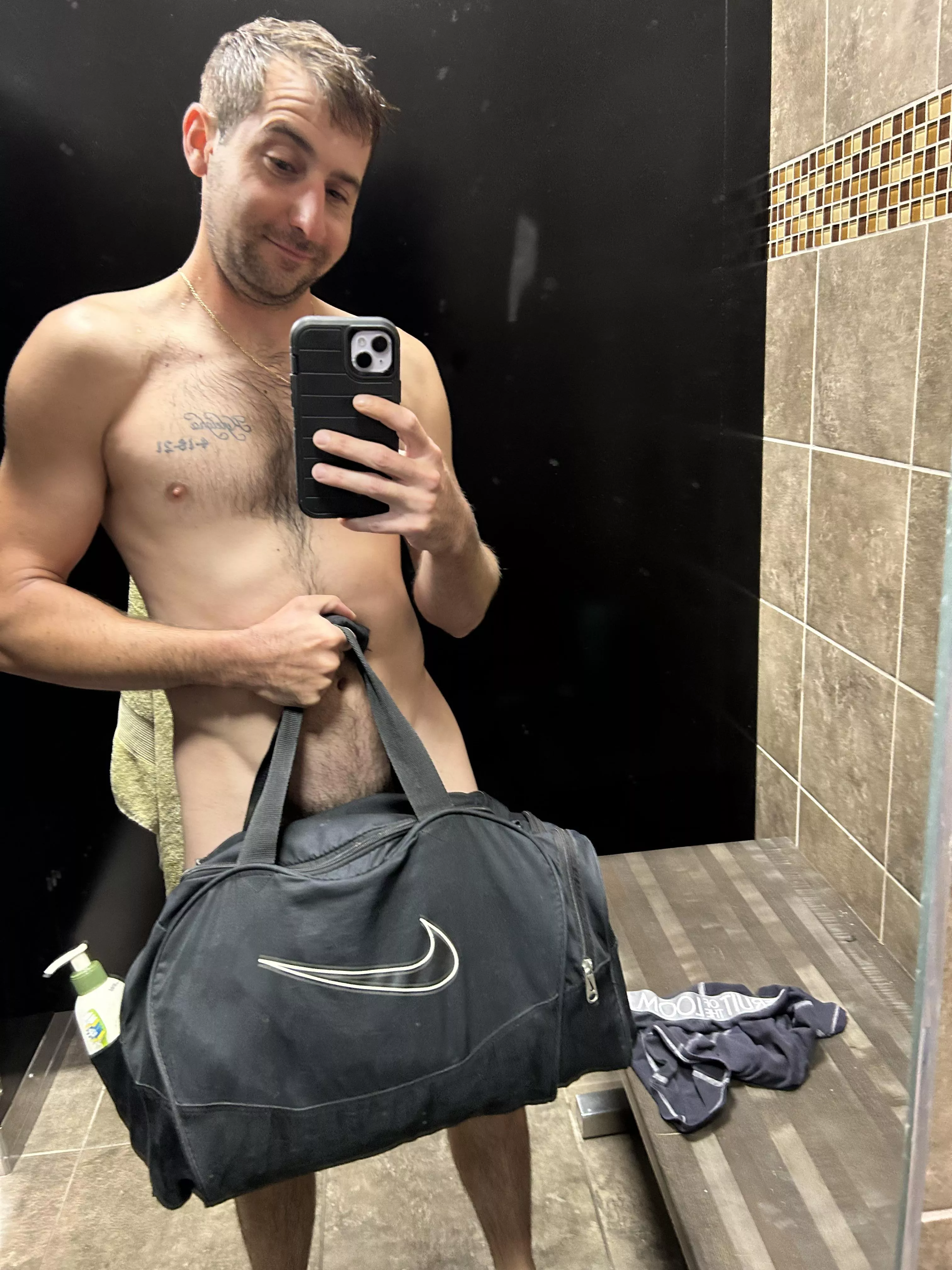 Sorry bout the gym bag 🫣