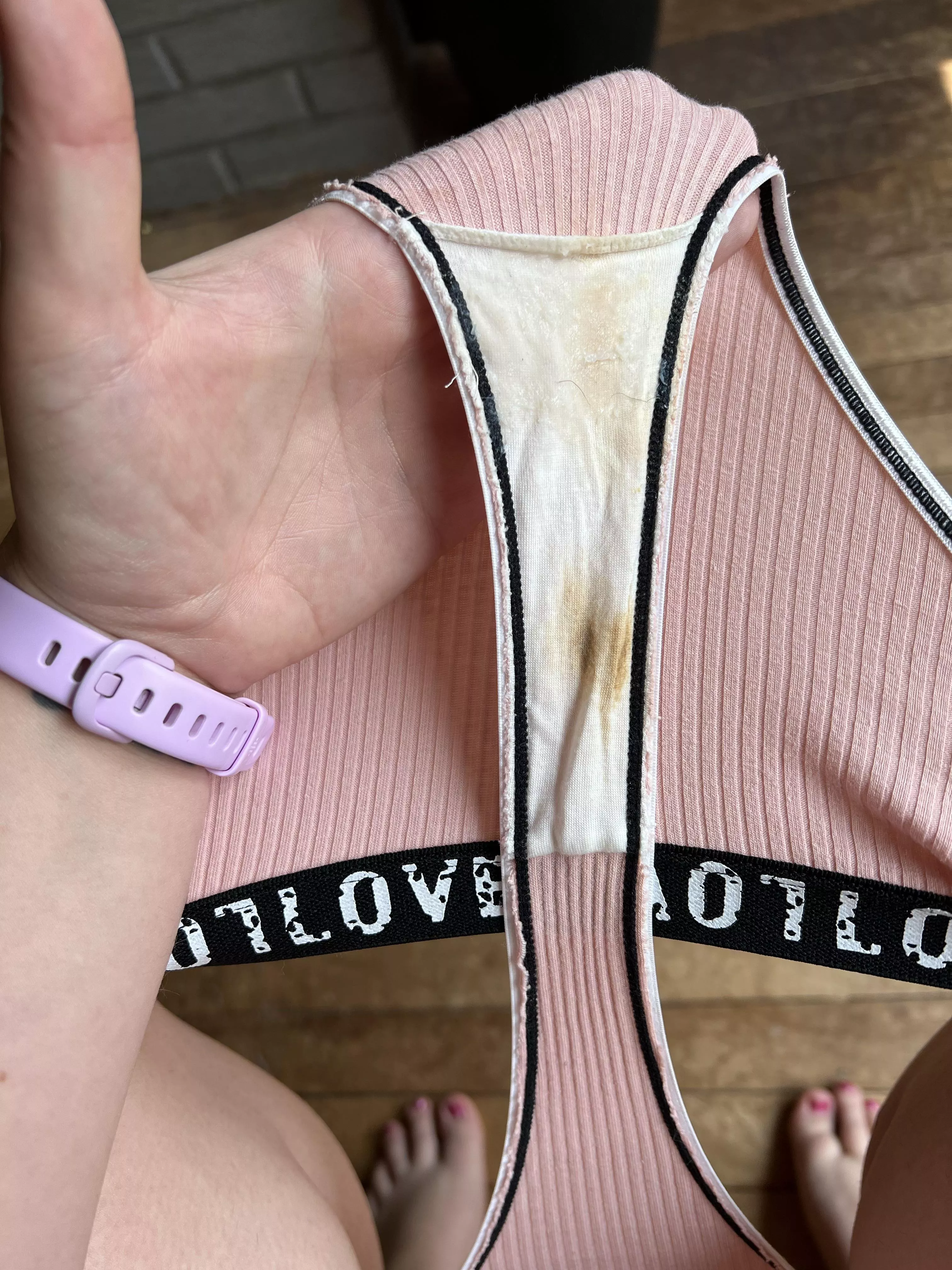 Cream and stains!! Cum get a taste 😋