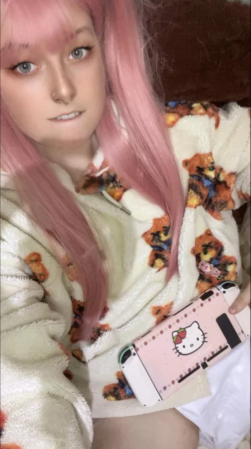 help me change pwease? :3