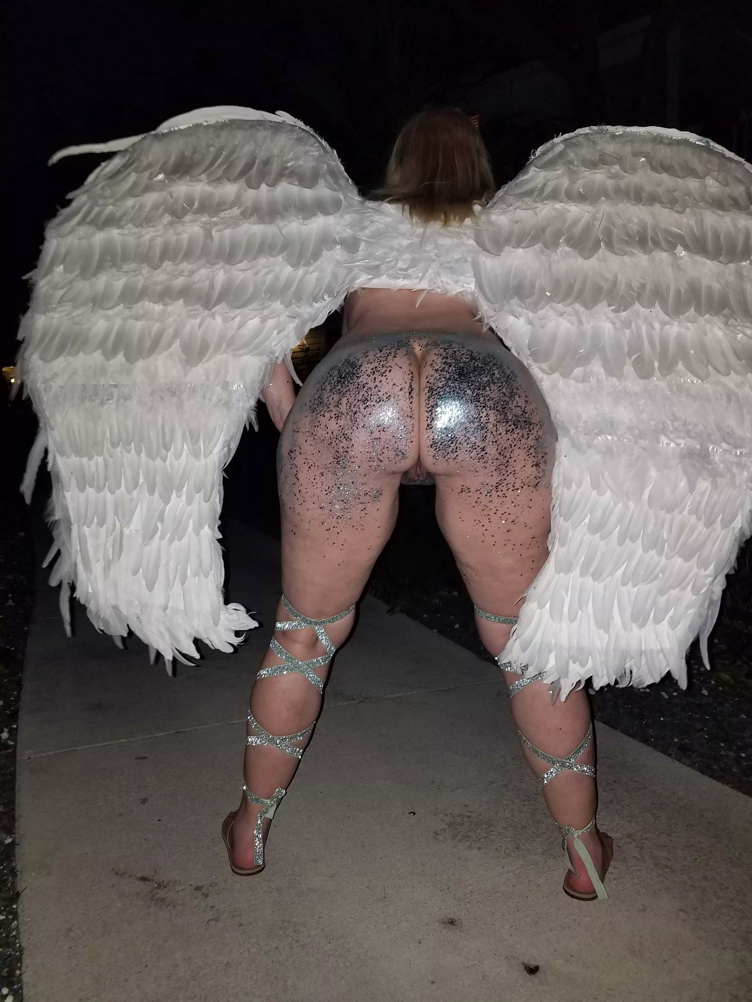 How does my ass look glittery?!