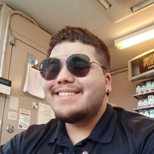 [m19] don't really know where to post this just wondering if people find me attractive