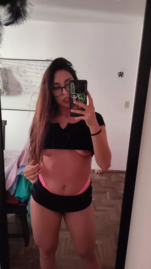 Photo in the mirror after the gym