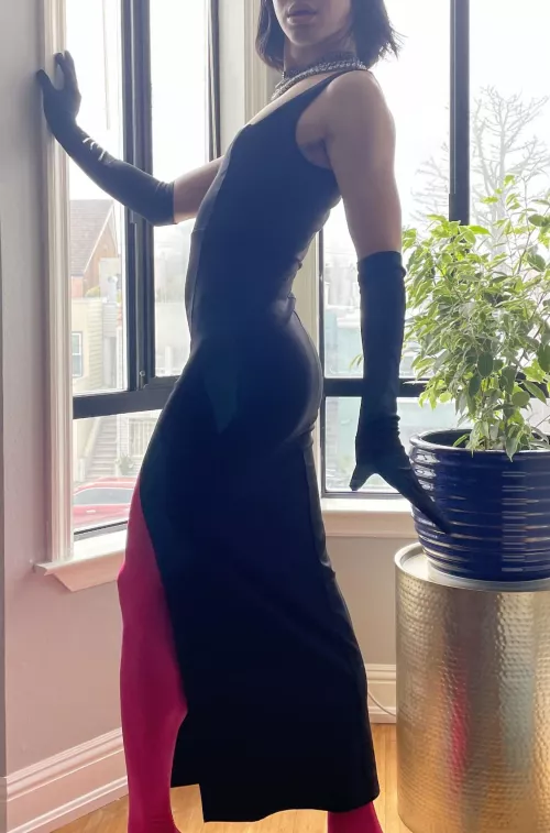 #SanFrancisco Your femmeCD fantasy awaits 👠 Say hi with face & sexy pics 💋 I’ll send too!