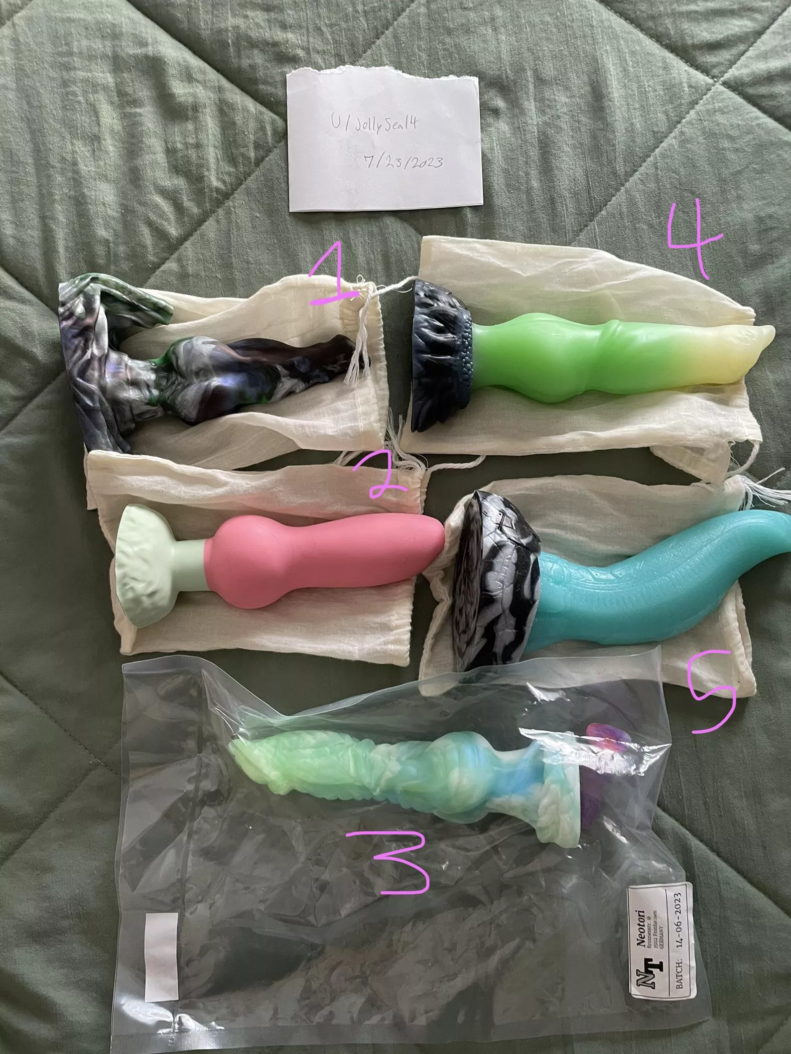 WTS New and used neotori and bad dragon toys!