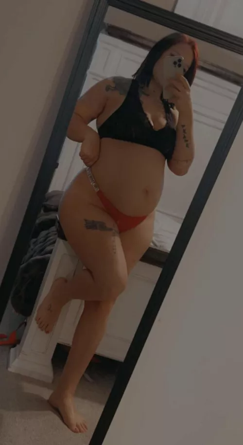 Your favorite Baby Momma!💙🍑