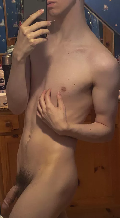 (19) Would you like to see how big I can get?