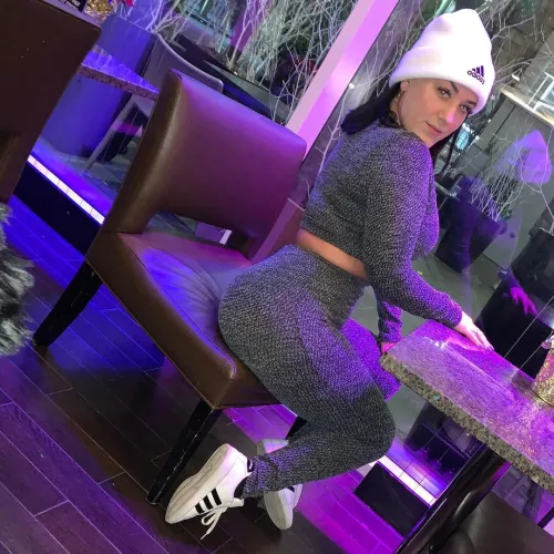 Do I look like a good sub?