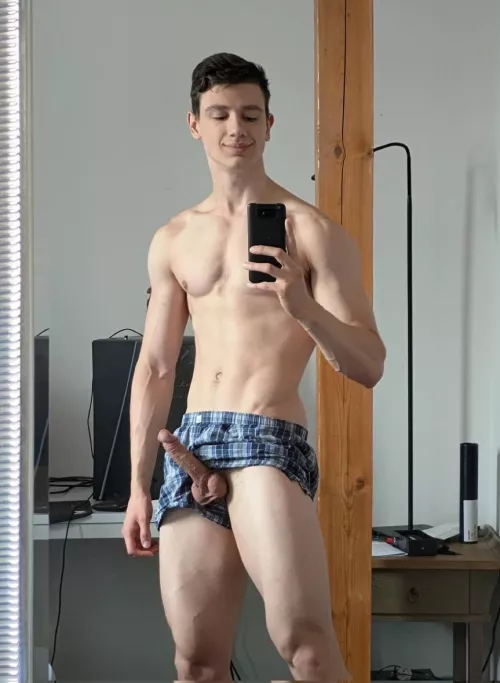 Do you like it thic? 🍆🍆