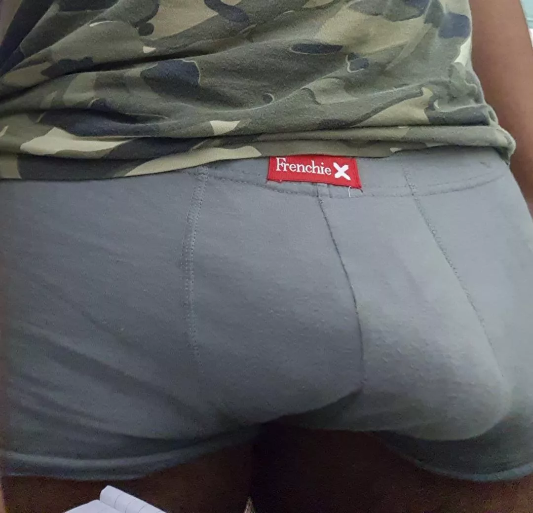 Is the outline visible?