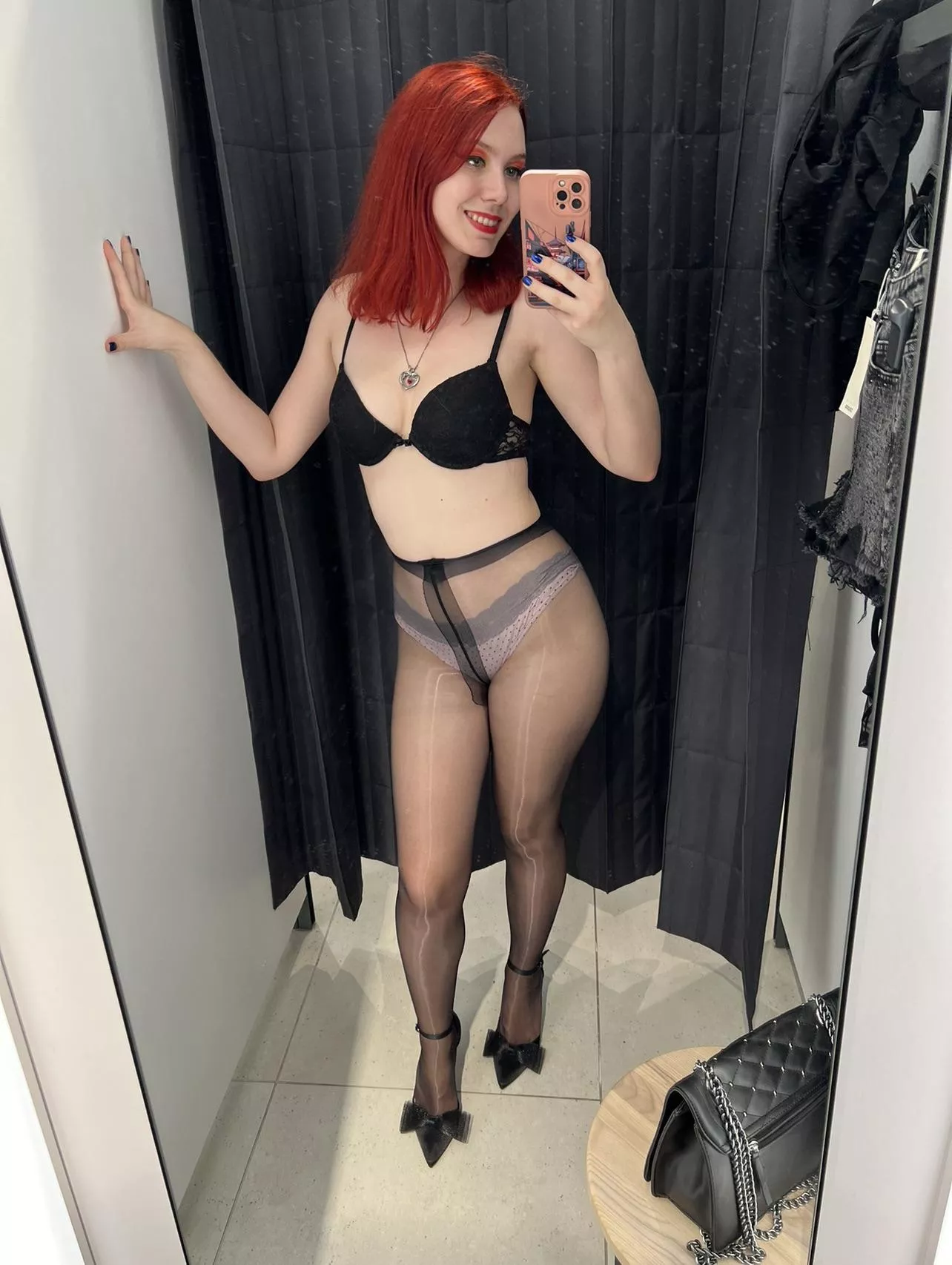 It’s so hot.. I had to take my dress off 🫢