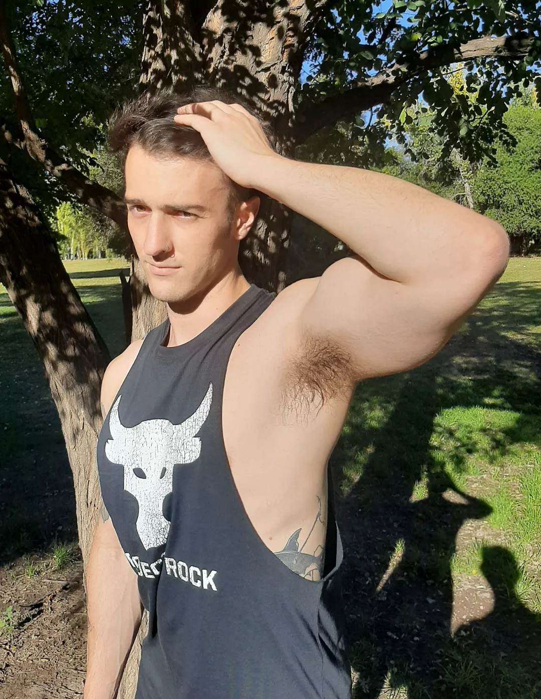 No deodorant in these pits