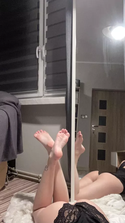 Silly toes
