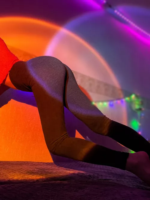 This ass deserves to be punished for all the things it does during a yoga session