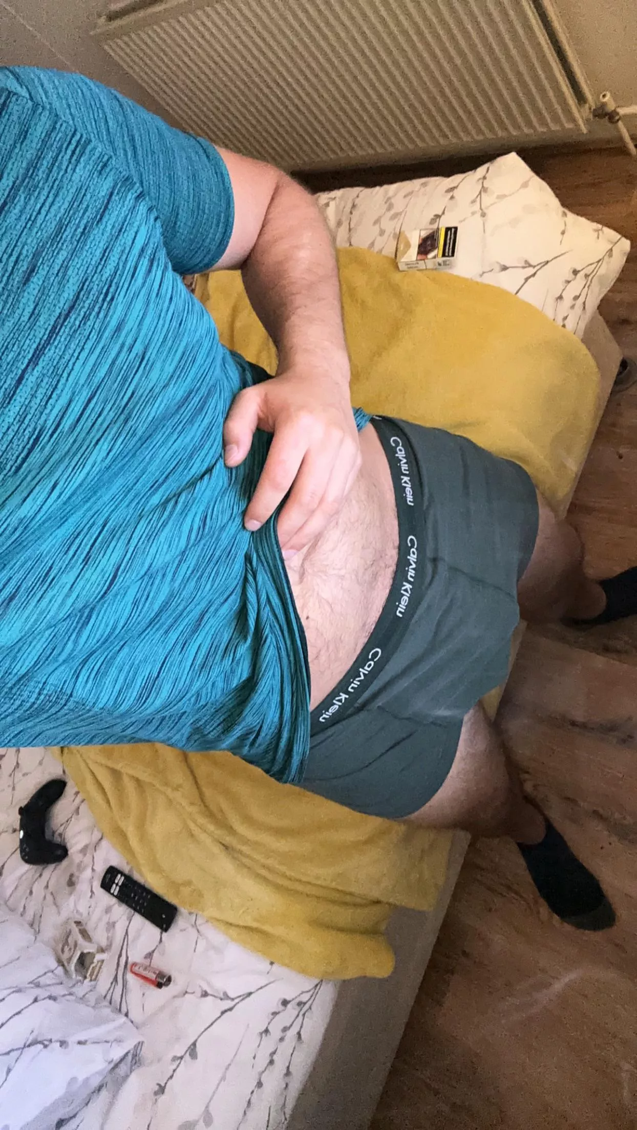 25 straight dom uk looking for filthy / kinky subs and slaves for fun now! Send age to jaydom25