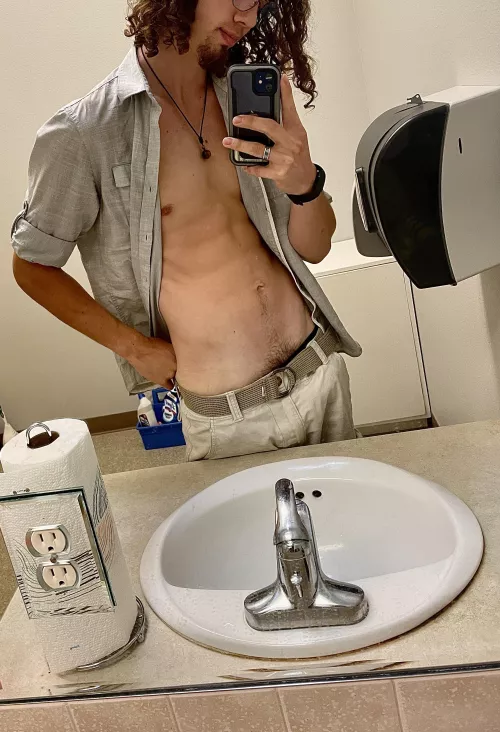 A little worked up at work. Who wants to help me out?