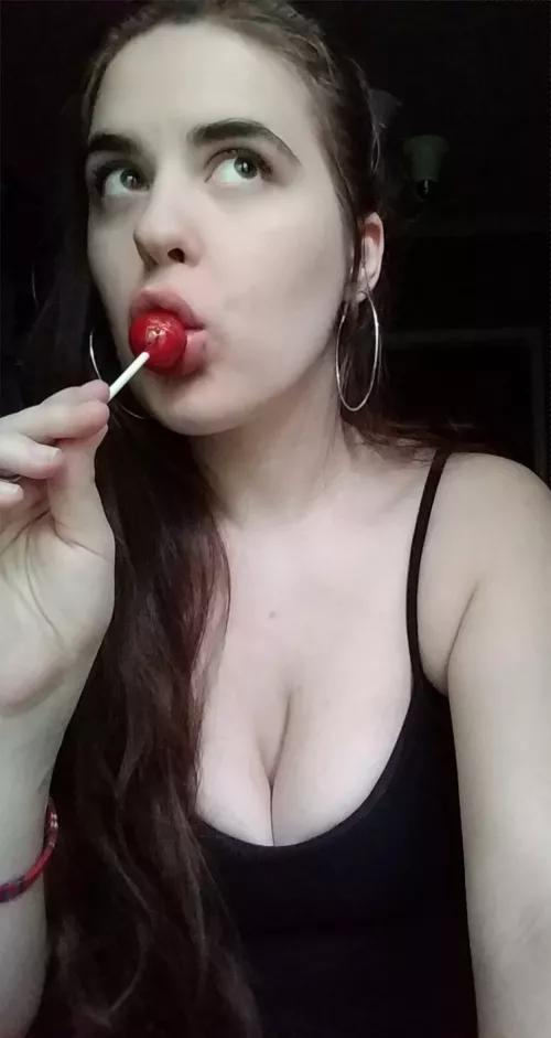 Autumn Brunette pout