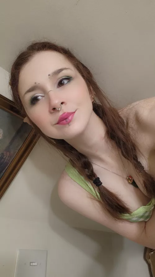 Can I be your little woodland elf in your session 🥺