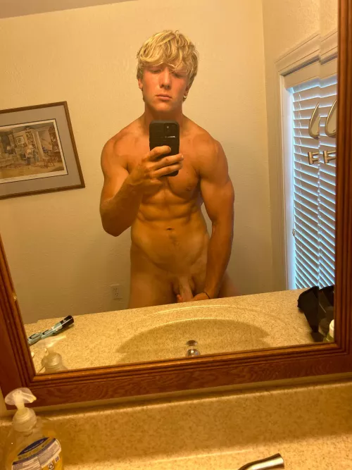 Got the day off work… so dm me