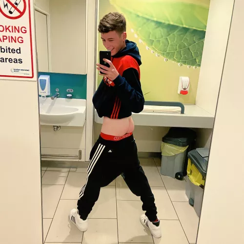 How do you like my butt ? 😛