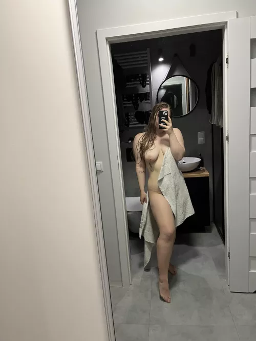 Just tell me if you want more😘