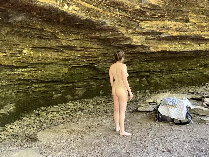 My Tuesday vibe? Can’t wait to get back outside… 💕