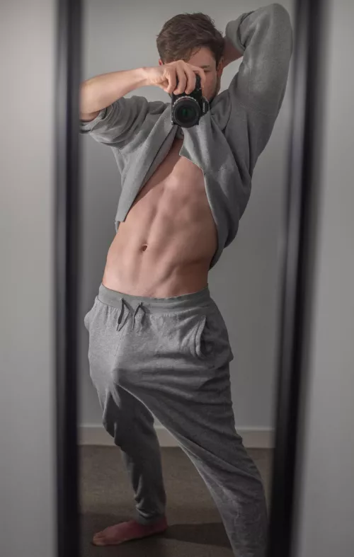 Raise your hand if you wanna see me whip it out