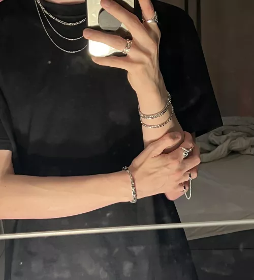 so who’s gonna sugar daddy me some patchwork tattoos😩