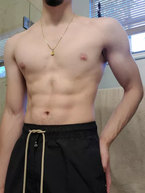 Undo the drawstring & unleash the beast 😉💦