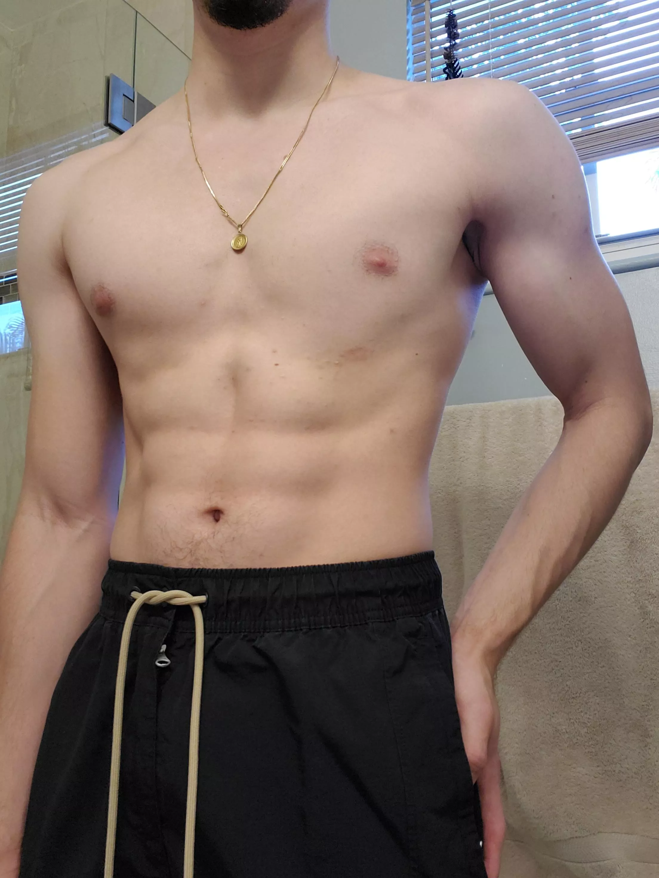 Undo the drawstring & unleash the beast 😉💦