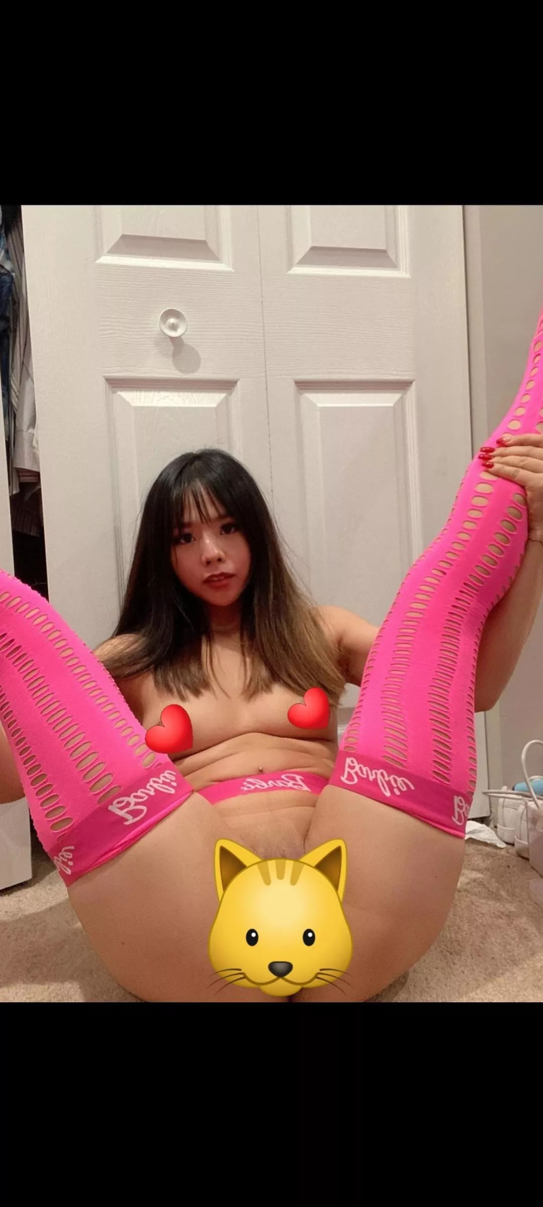 Who says only girls can play with barbies? Wanna play with me💗💗💗?