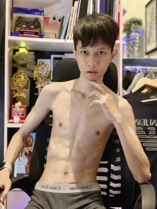 Young 22yo Asian-American twink with abs