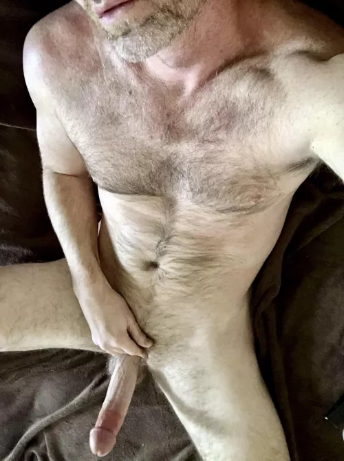 [42] Looking for a 6ft5 horny daddy? PM’s welcome